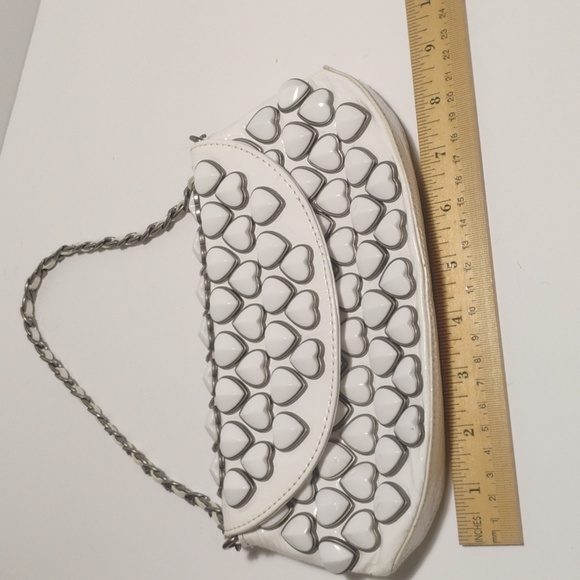 Betsey Johnson White Heart-Embellished Women's Bag - Picture 10 of 11